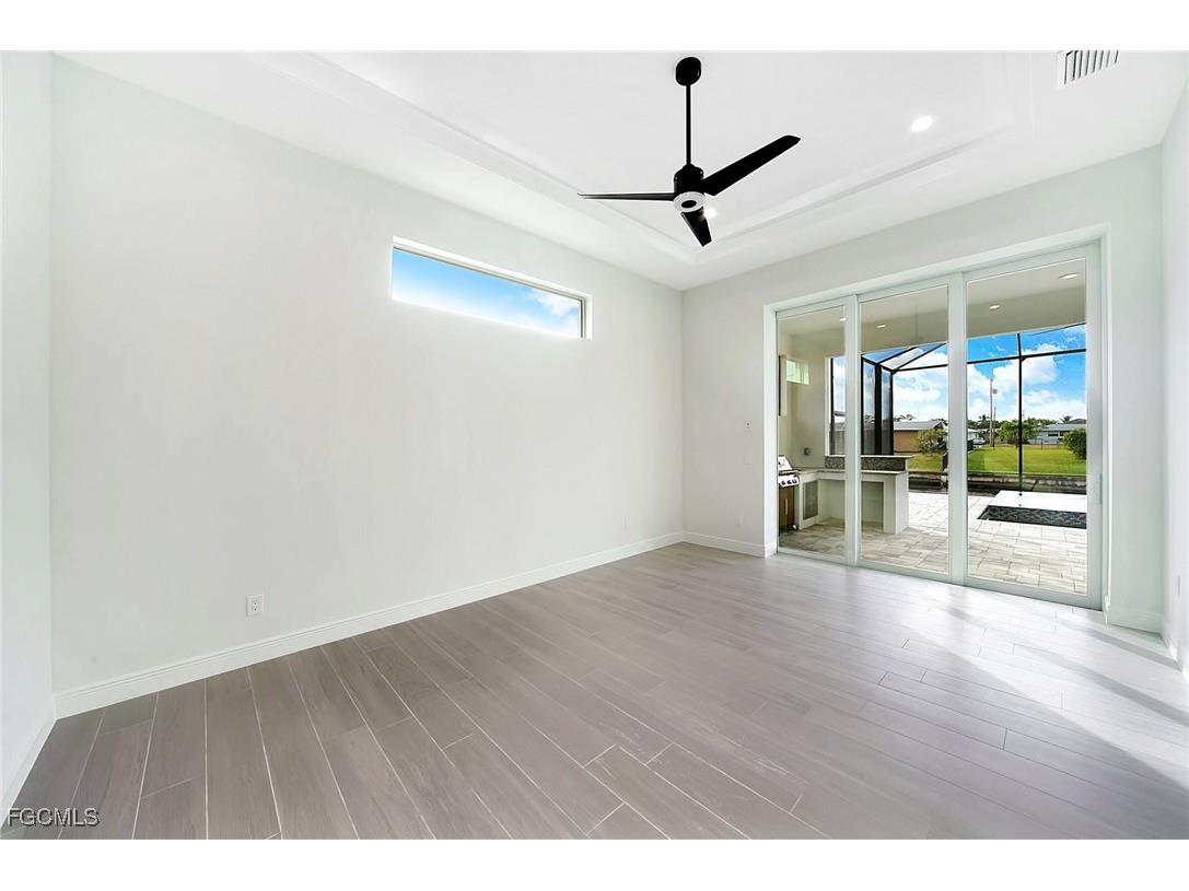 3102 SE 18th Place Cape Coral FL 33904 2025019770 image18