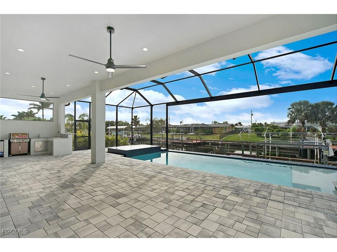 3102 SE 18th Place Cape Coral FL 33904 2025019770 image32