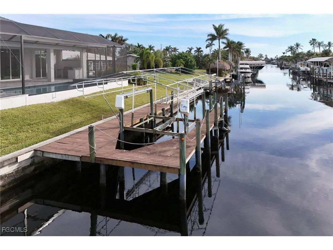 3102 SE 18th Place Cape Coral FL 33904 2025019770 image39