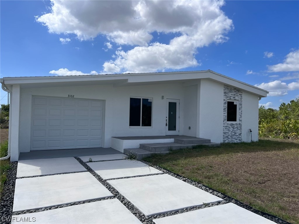3102 Sally Avenue S Lehigh Acres FL 33976 223010781 image1
