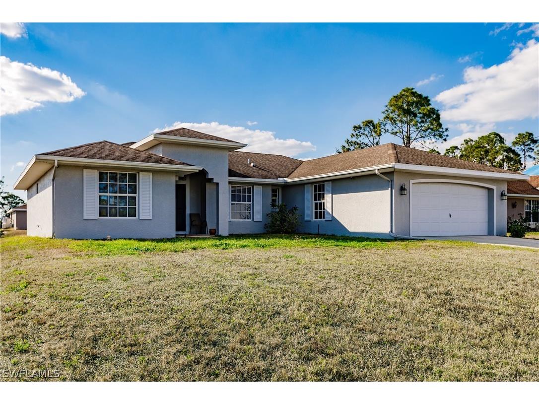 3102 Susan Avenue S Lehigh Acres FL 33976 223012627 image1
