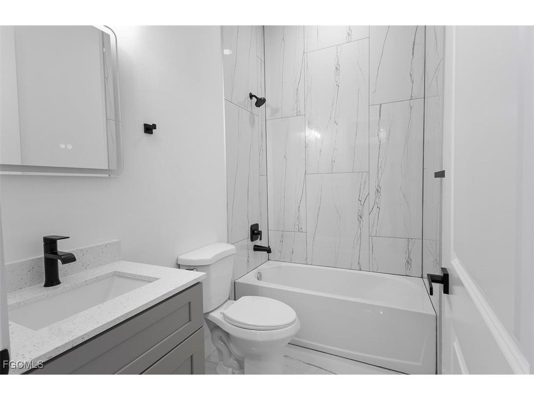 3102 Wanda Avenue S Lehigh Acres FL 33976 2025009692 image17