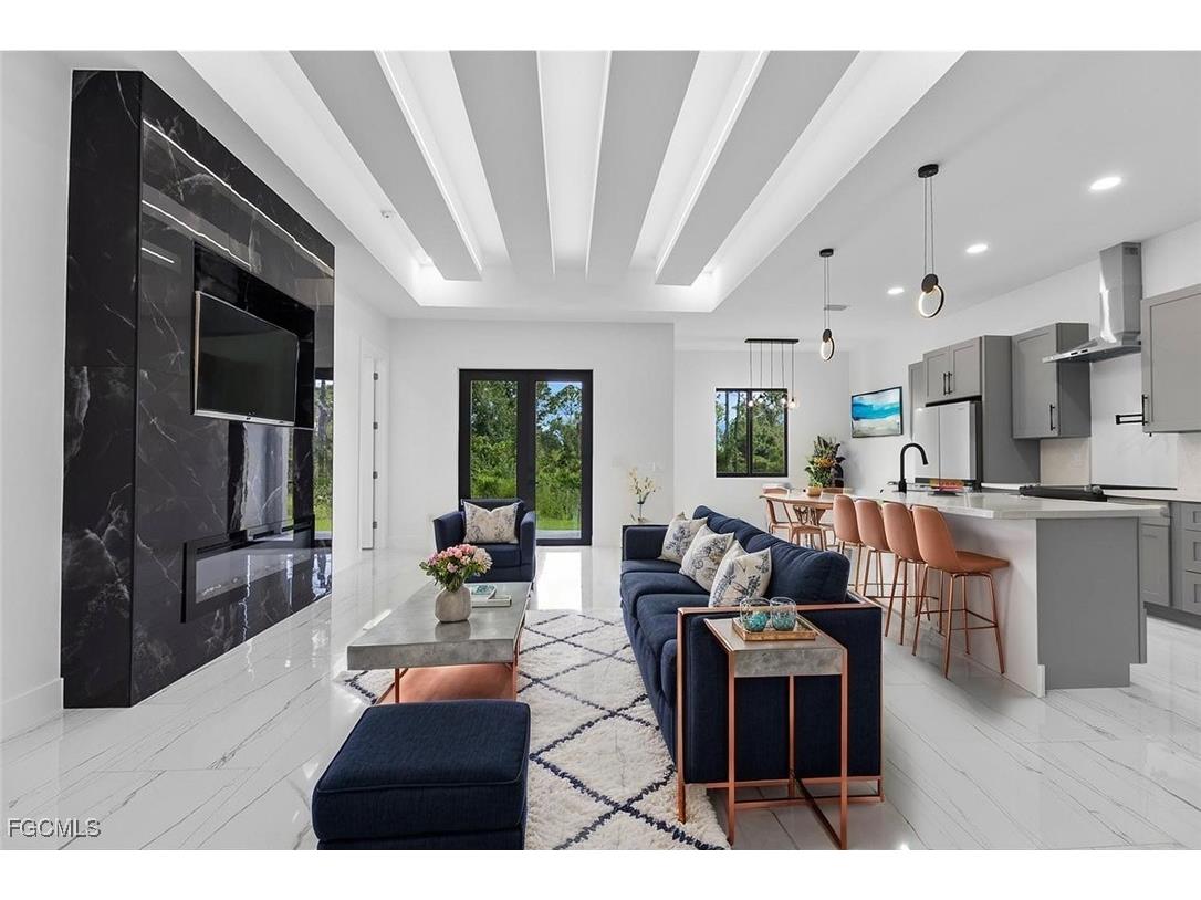 3102 Wanda Avenue S Lehigh Acres FL 33976 2025009692 image3