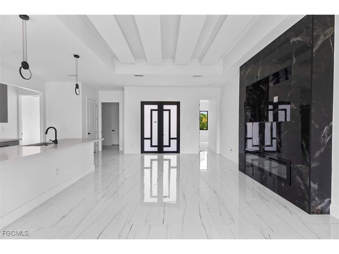 3102 Wanda Avenue S Lehigh Acres FL 33976 2025009692 image4