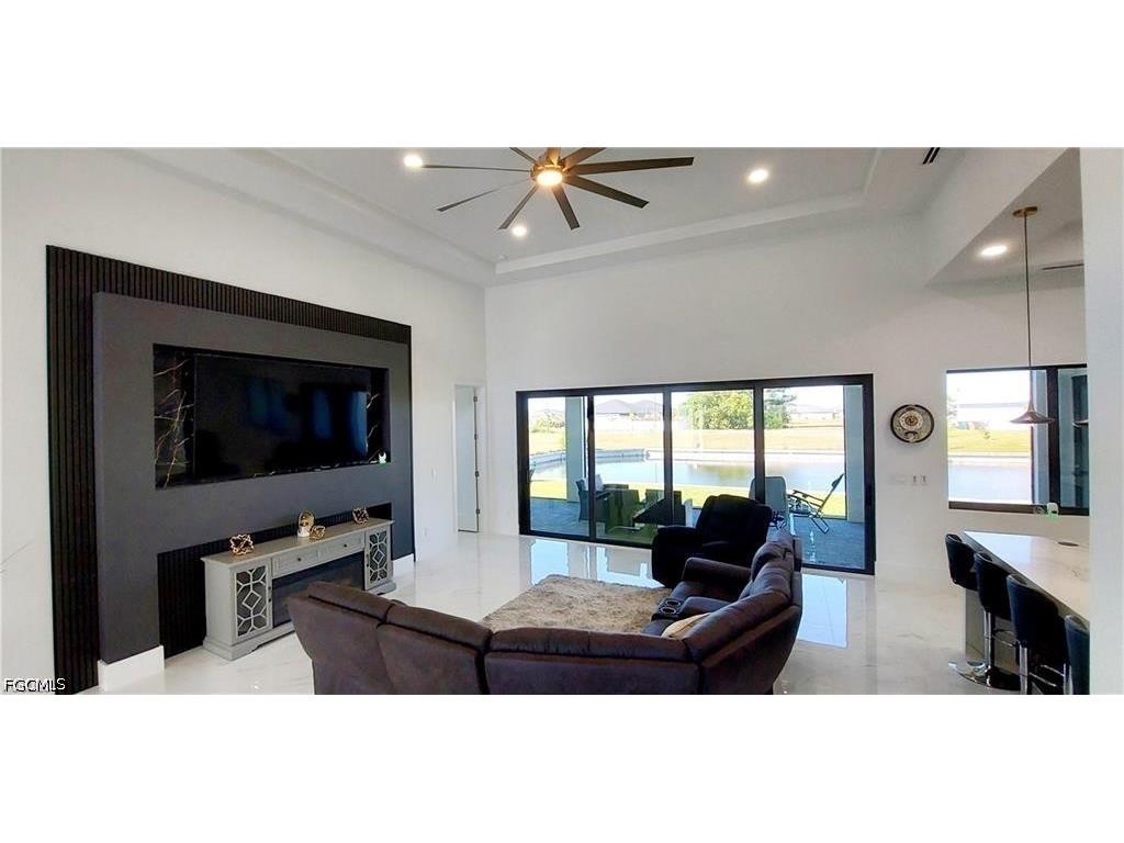 3103 Ceitus Parkway Cape Coral FL 33991 2026017199 image4