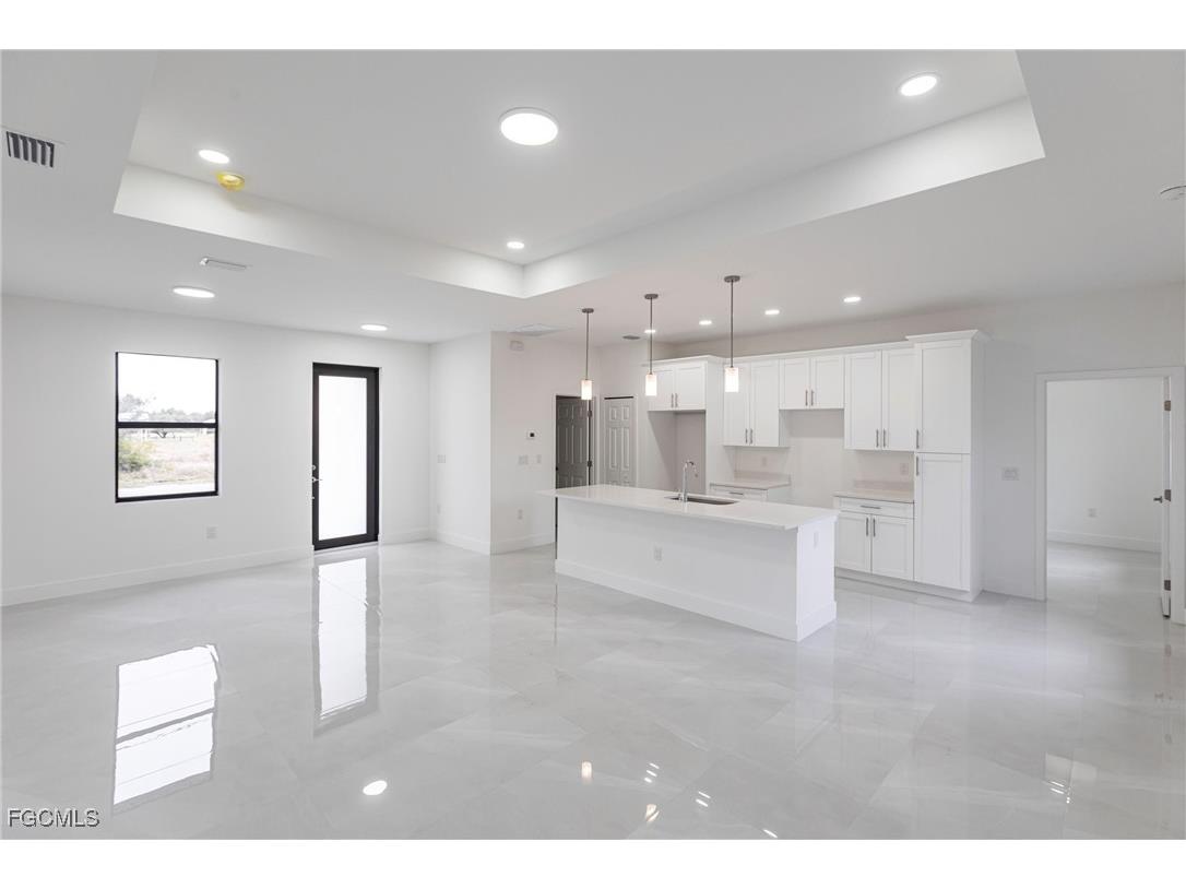 3103 E 18th Street Lehigh Acres FL 33972 2025019456 image7