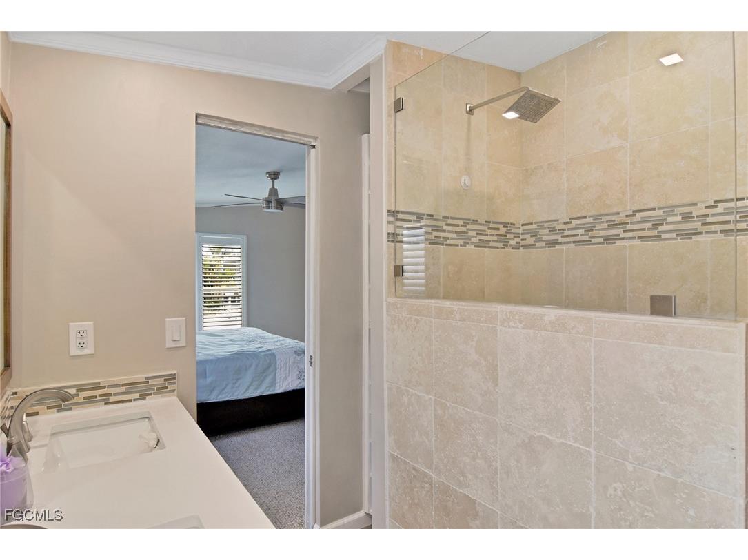 3103 Harpoon Lane Saint James City FL 33956 2025008575 image14