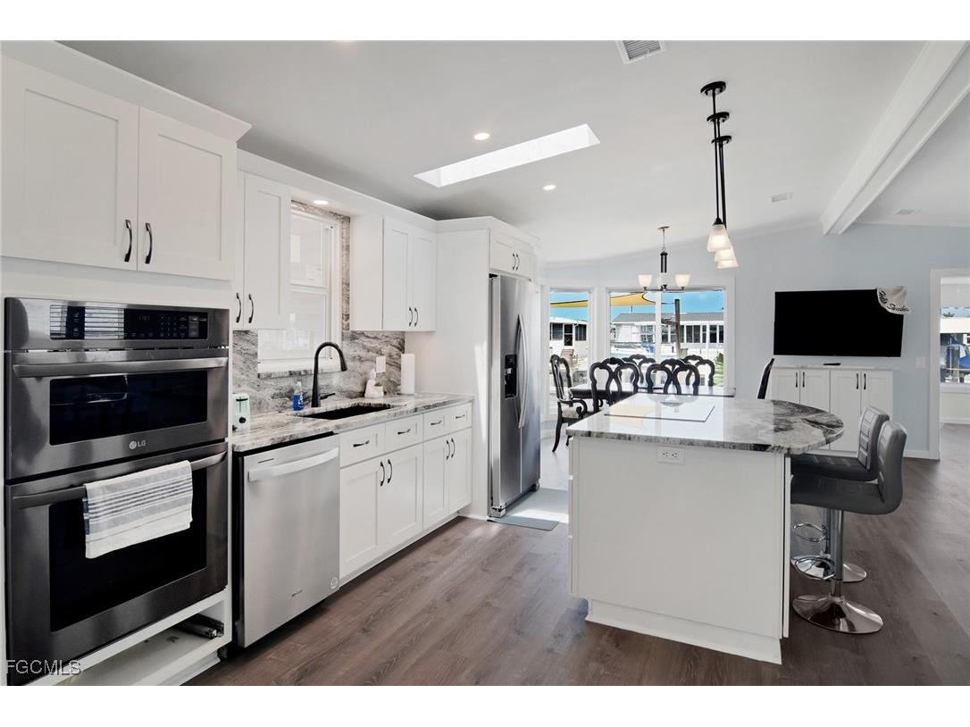 3103 Harpoon Lane Saint James City FL 33956 2025008575 image16