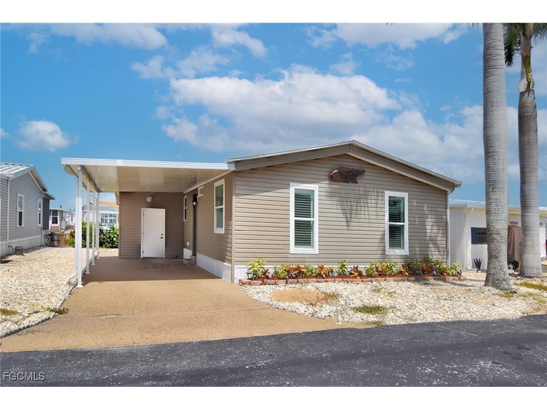 3103 Harpoon Lane Saint James City FL 33956 2025008575 image19