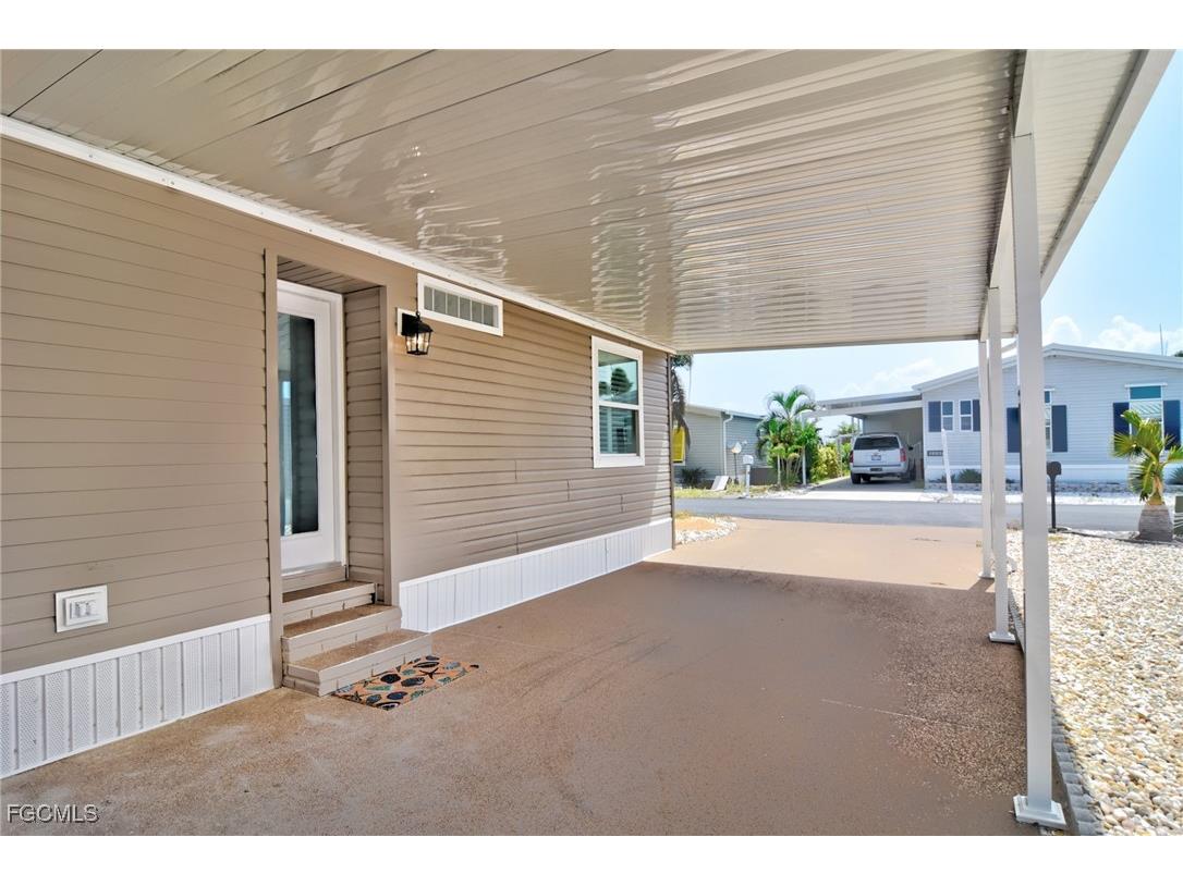 3103 Harpoon Lane Saint James City FL 33956 2025008575 image20