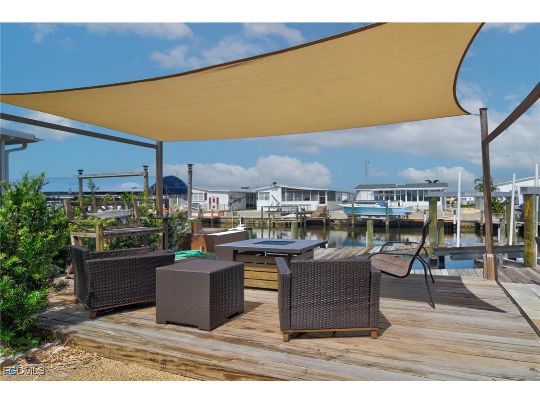 3103 Harpoon Lane Saint James City FL 33956 2025008575 image29