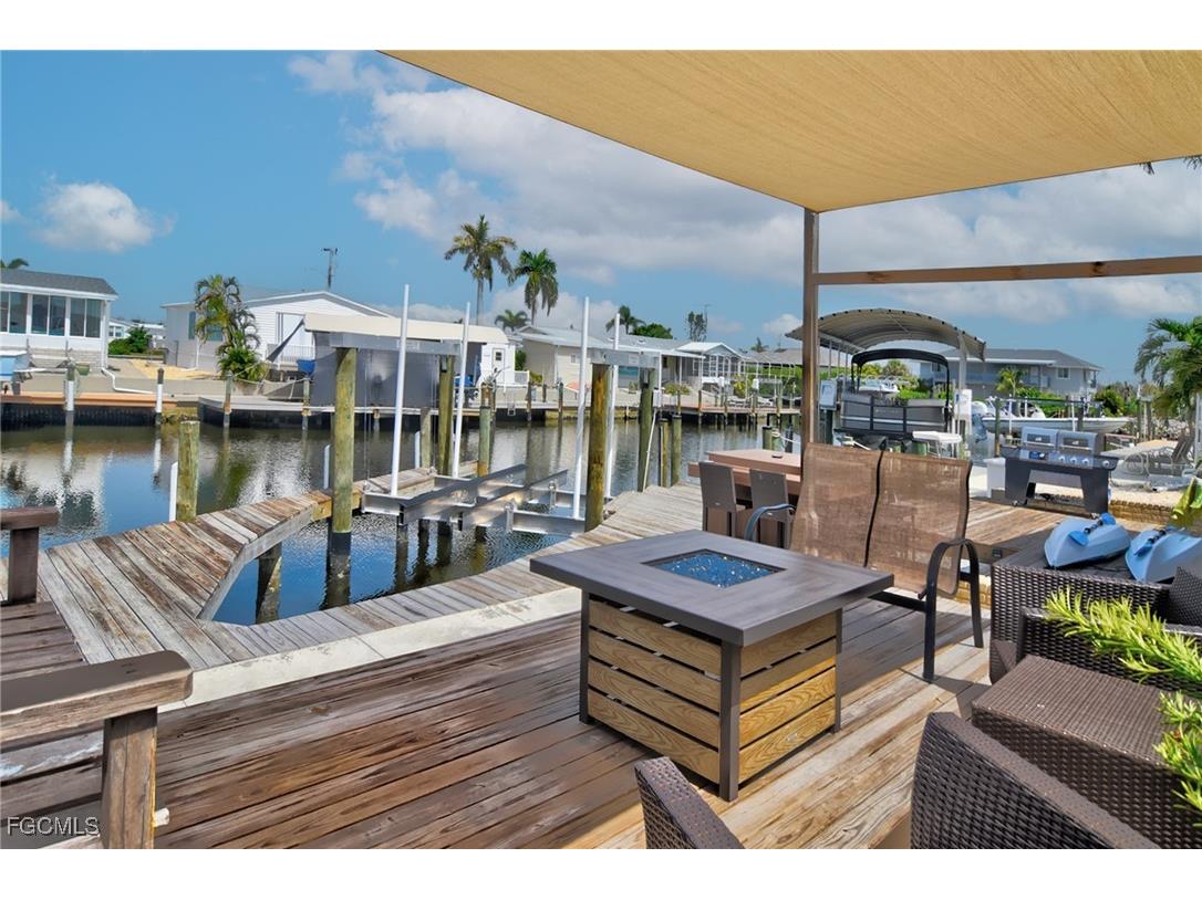 3103 Harpoon Lane Saint James City FL 33956 2025008575 image30