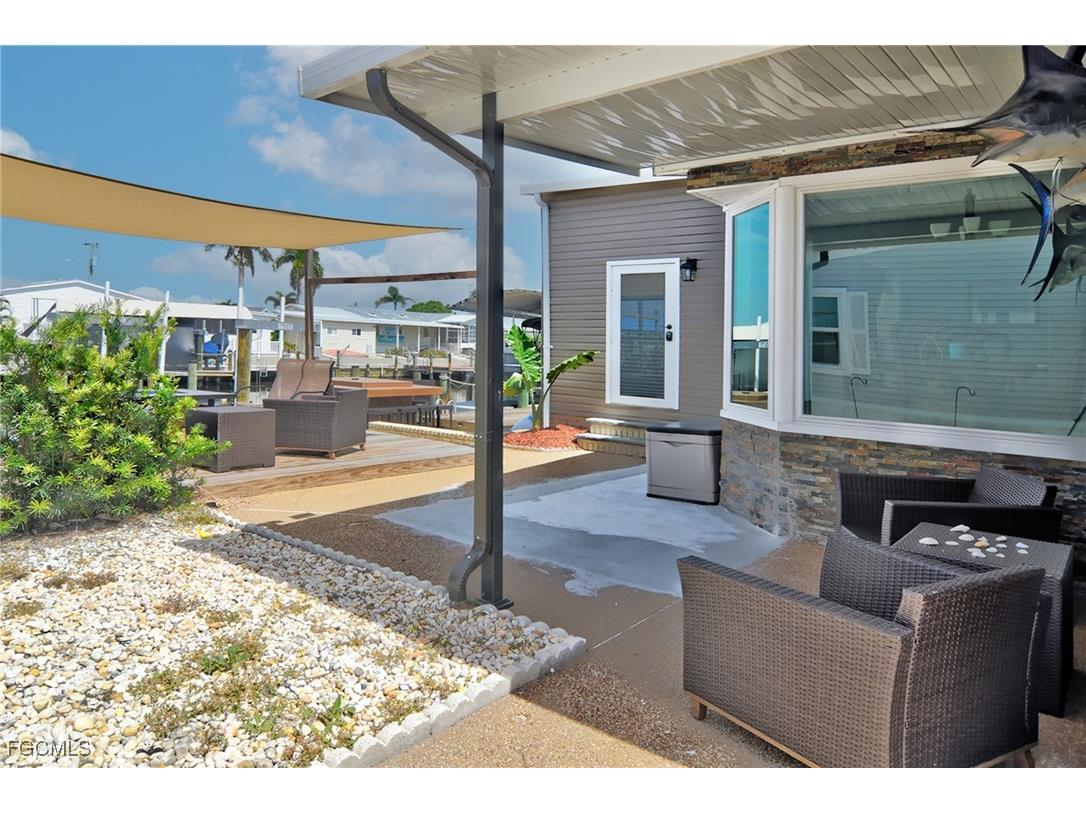 3103 Harpoon Lane Saint James City FL 33956 2025008575 image32