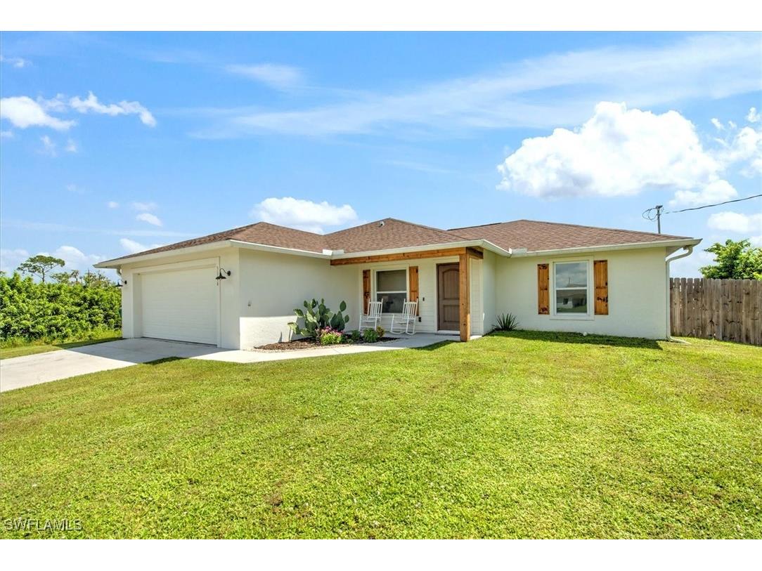 3104 E Iris Court Labelle FL 33935 224076195 image1