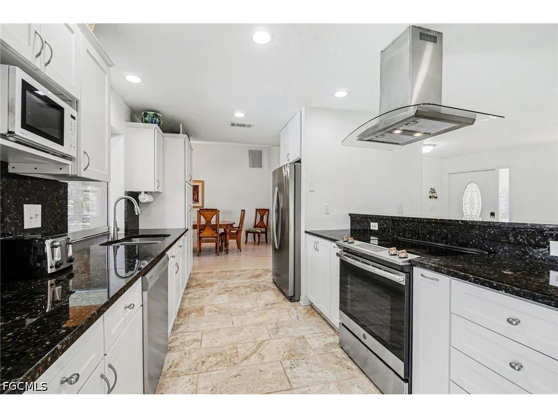 3104 SE 6th Avenue Cape Coral FL 33904 2026010968 image2