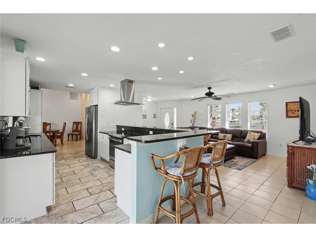 3104 SE 6th Avenue Cape Coral FL 33904 2026010968 image7