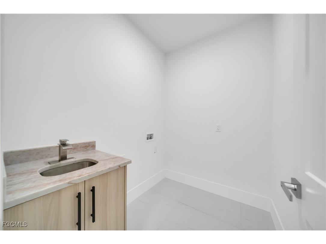 3105 63rd Street W Lehigh Acres FL 33971 2025005933 image21