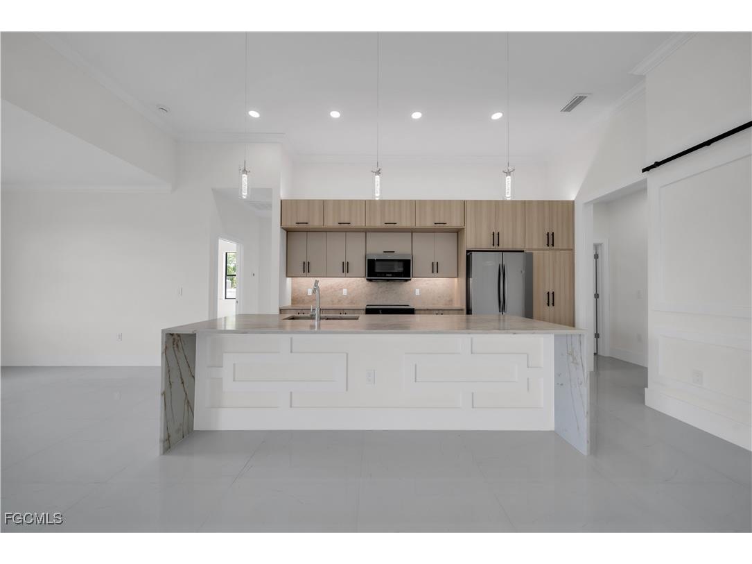 3105 63rd Street W Lehigh Acres FL 33971 2026002621 image6