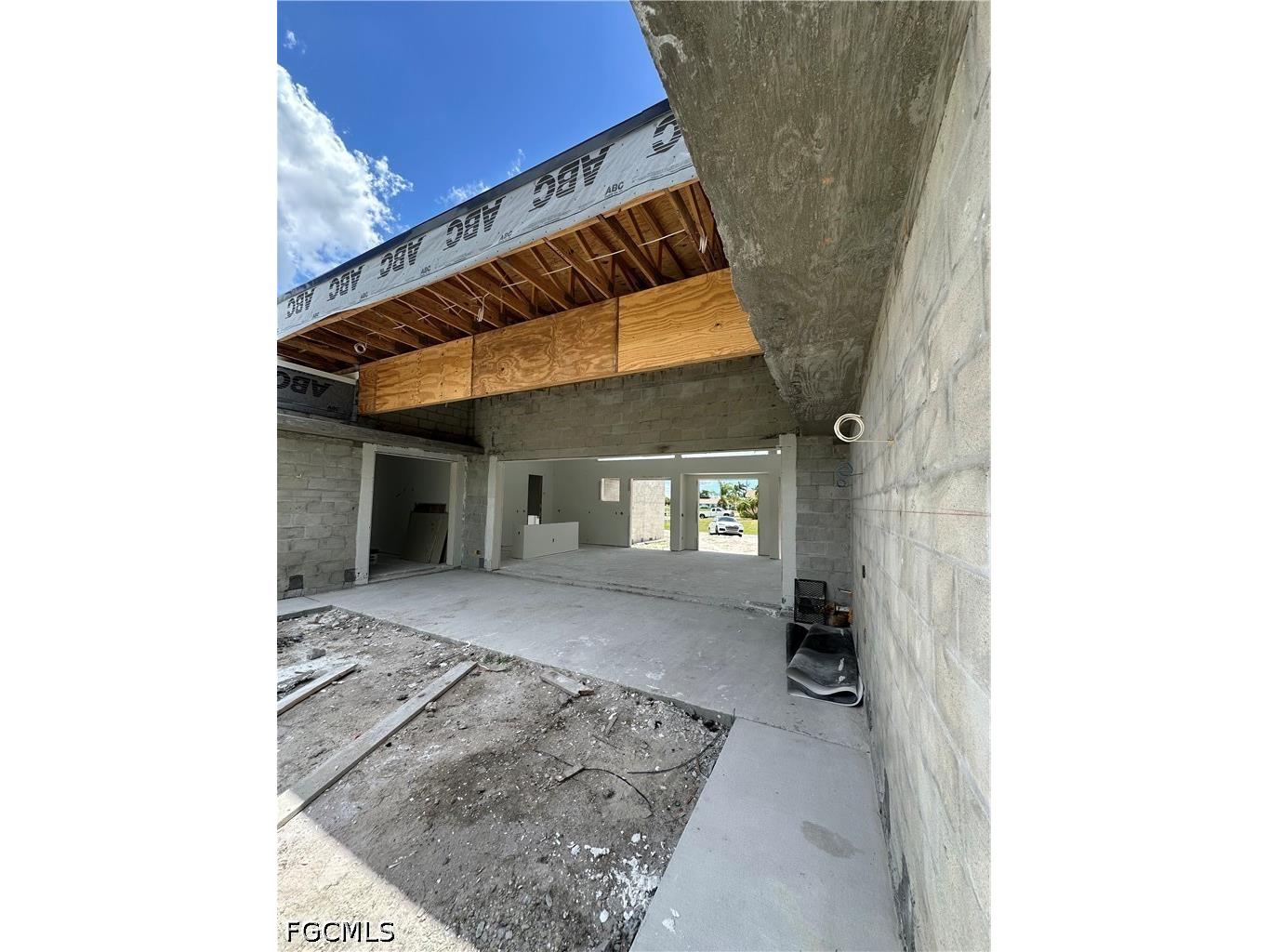 3105 NW 17th Lane Cape Coral FL 33993 2026001647 image7