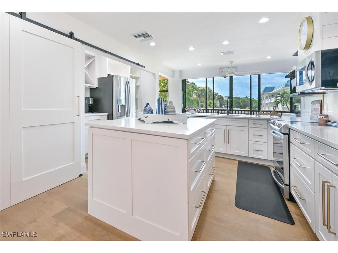 3105 Riviera Drive #A-201 Naples FL 34103 225068979 image12