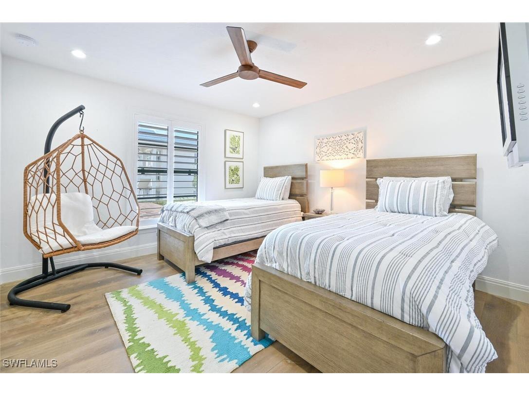 3105 Riviera Drive #A-201 Naples FL 34103 225068979 image25