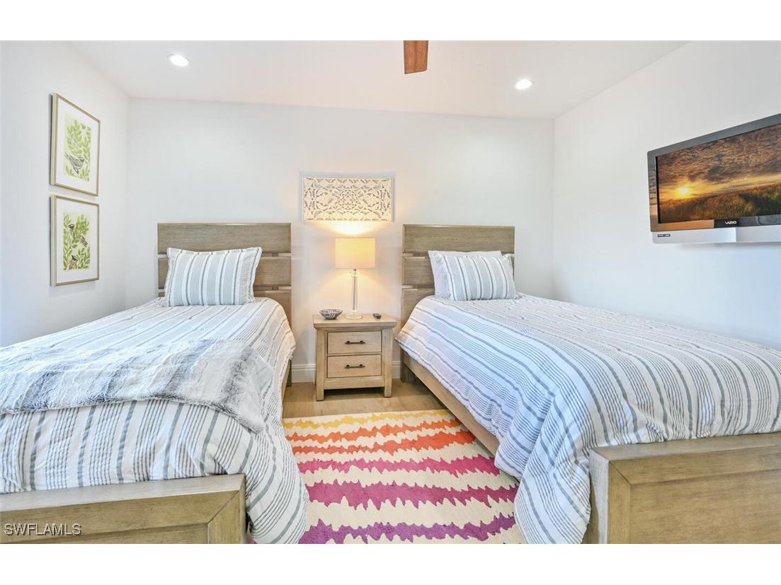 3105 Riviera Drive #A-201 Naples FL 34103 225068979 image26