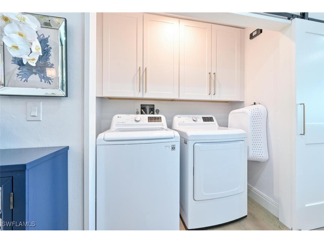 3105 Riviera Drive #A-201 Naples FL 34103 225068979 image28