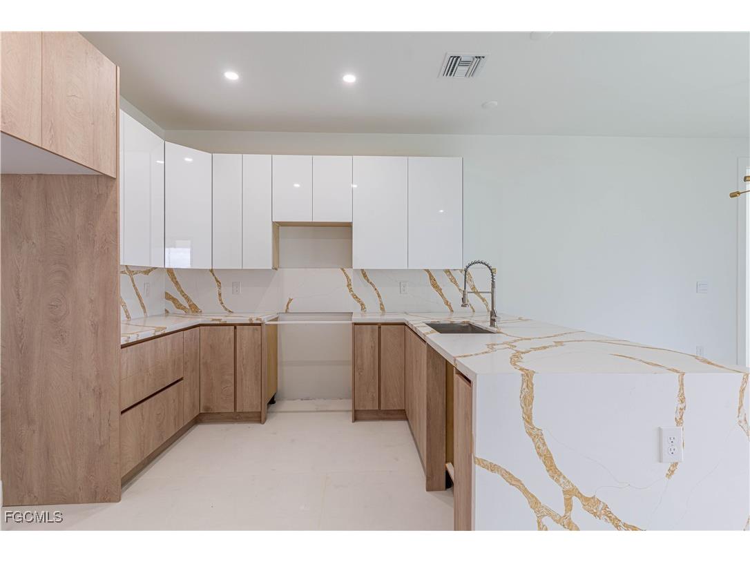 3105 Ruth Avenue S Lehigh Acres FL 33976 2025005563 image14