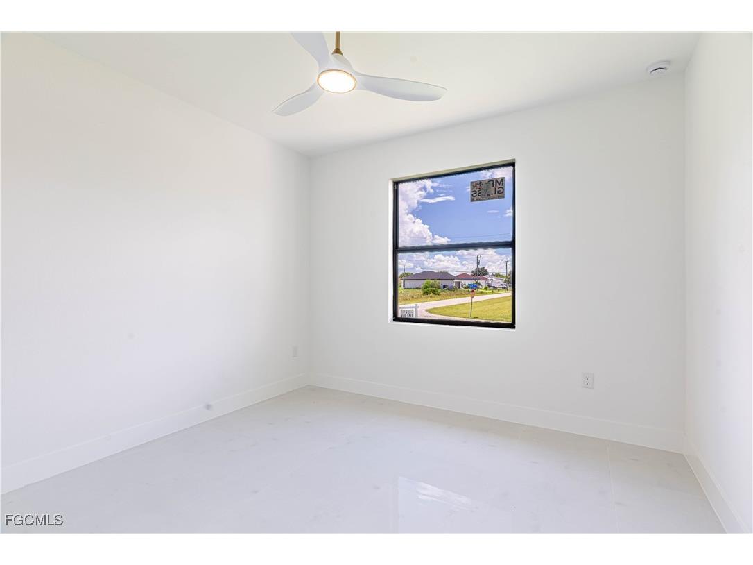 3105 Ruth Avenue S Lehigh Acres FL 33976 2025005563 image15