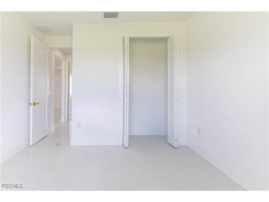 3105 Ruth Avenue S Lehigh Acres FL 33976 2025005563 image16