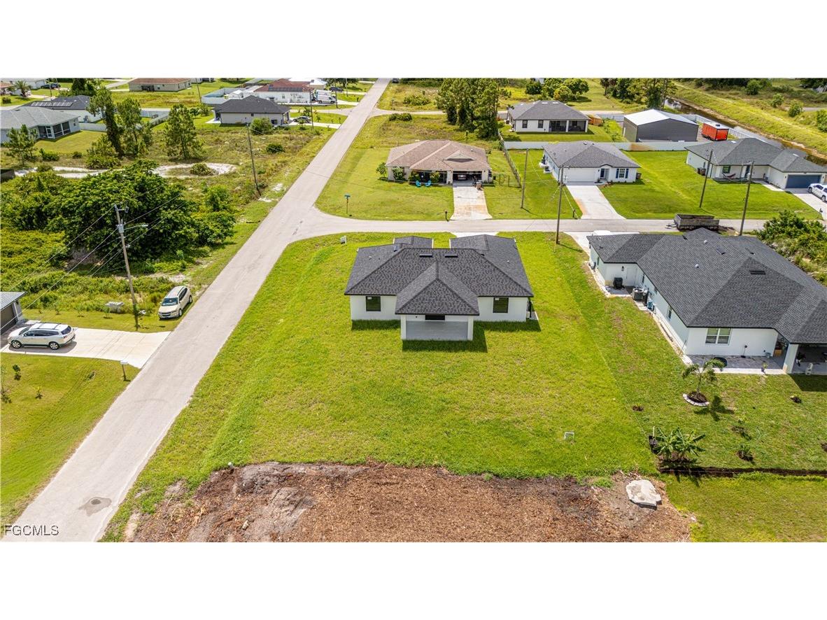 3105 Ruth Avenue S Lehigh Acres FL 33976 2025005563 image35
