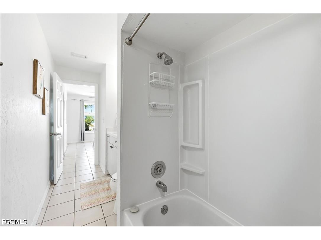 3105 SE 18th Avenue Cape Coral FL 33904 2026020286 image10