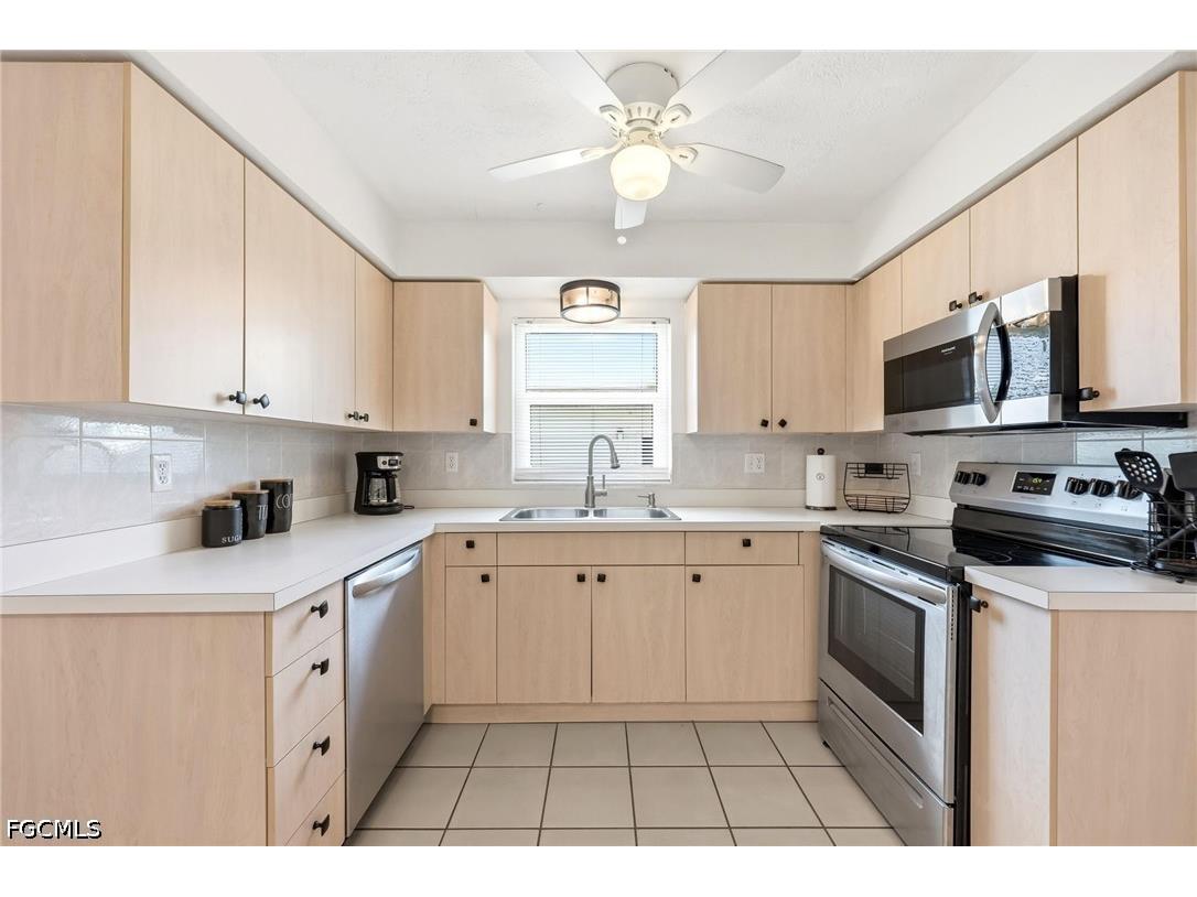 3105 SE 18th Avenue Cape Coral FL 33904 2026020286 image4