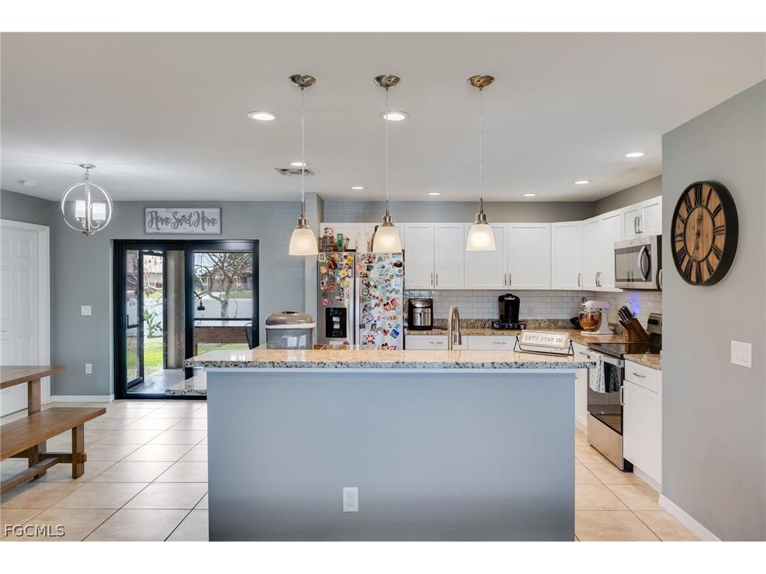 3107 5th Street SW Lehigh Acres FL 33976 2026011581 image2