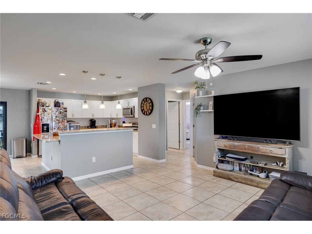 3107 5th Street SW Lehigh Acres FL 33976 2026011581 image6