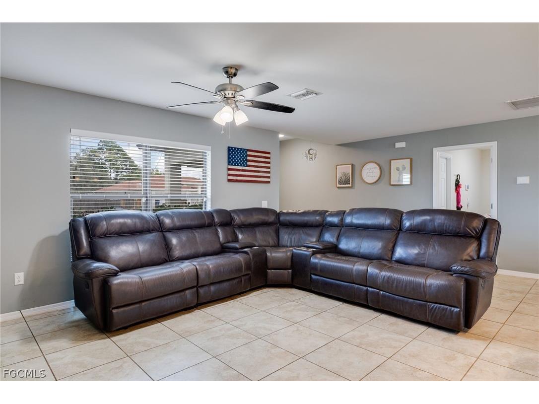 3107 5th Street SW Lehigh Acres FL 33976 2026011581 image7