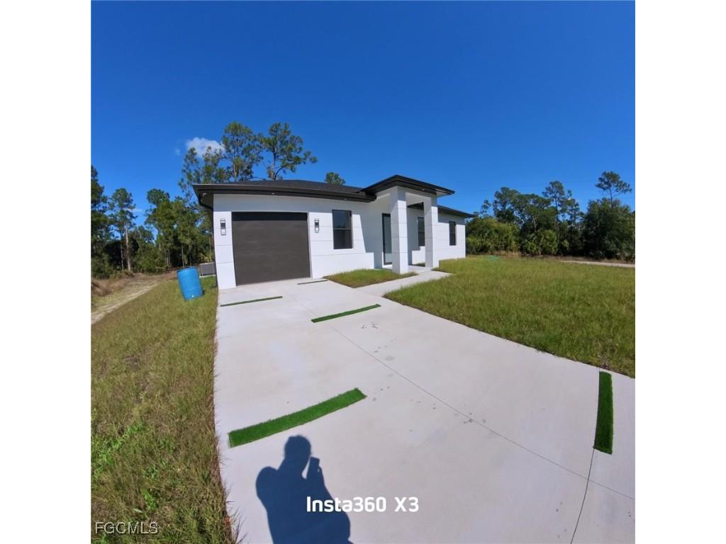 3107 Leeland Heights Boulevard E Lehigh Acres FL 33936 2025019402 image1