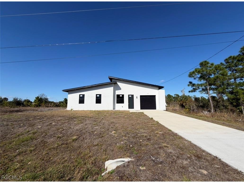 3107 Meadow Road Lehigh Acres FL 33974 2026008212 image2