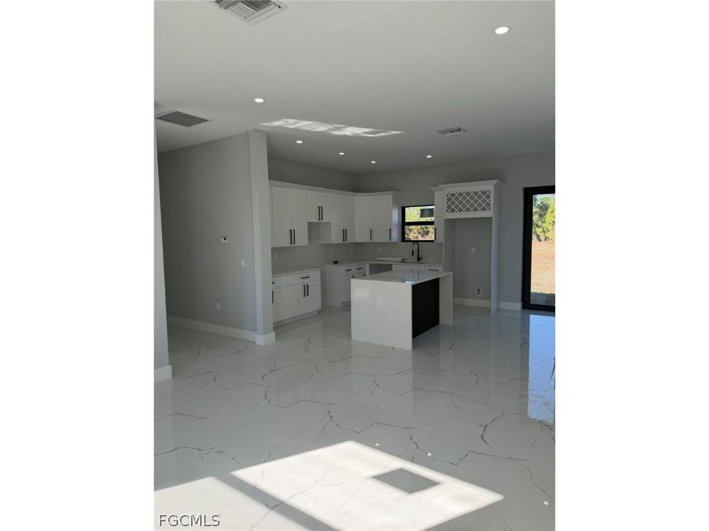 3107 Meadow Road Lehigh Acres FL 33974 2026008212 image7