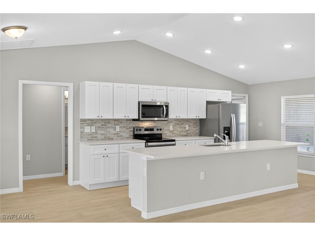 3107 NE 1st Avenue Cape Coral FL 33909 225061859 image7