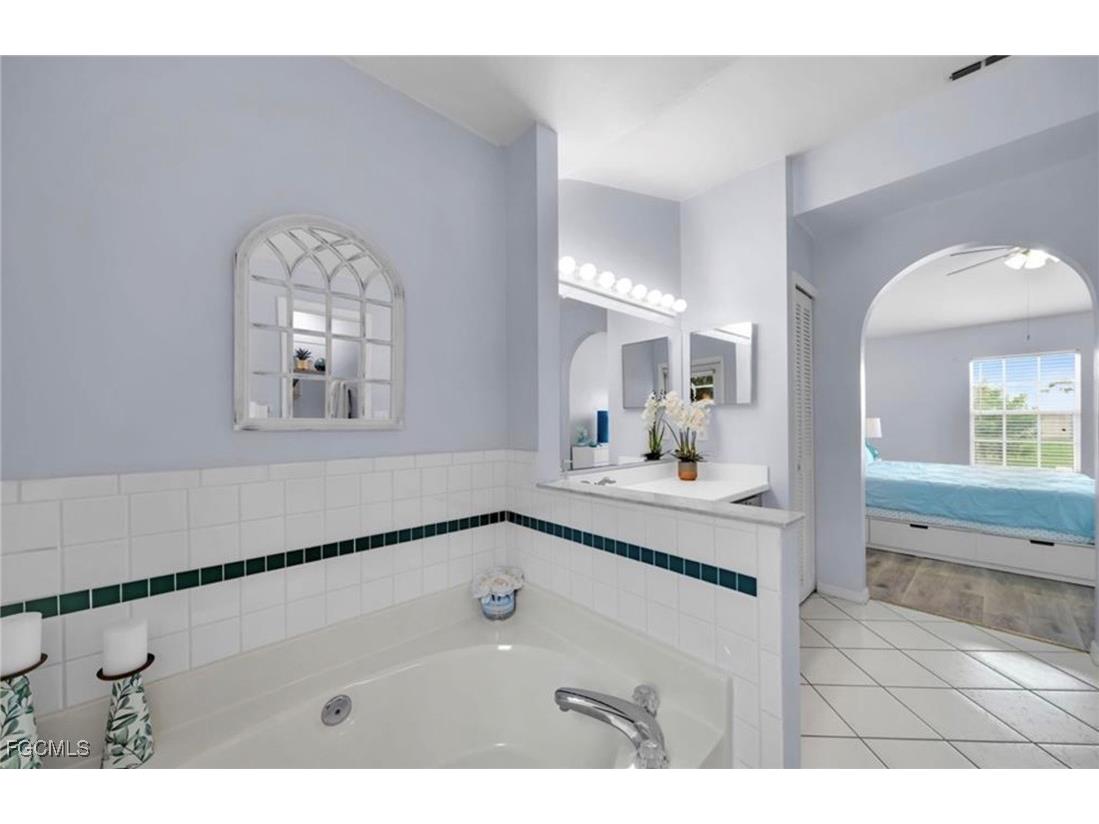 3107 SW 15th Avenue Cape Coral FL 33914 2025022353 image33