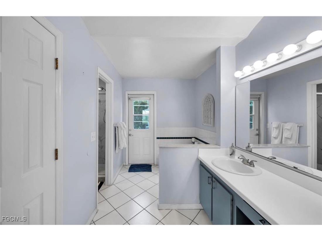 3107 SW 15th Avenue Cape Coral FL 33914 2025022353 image36