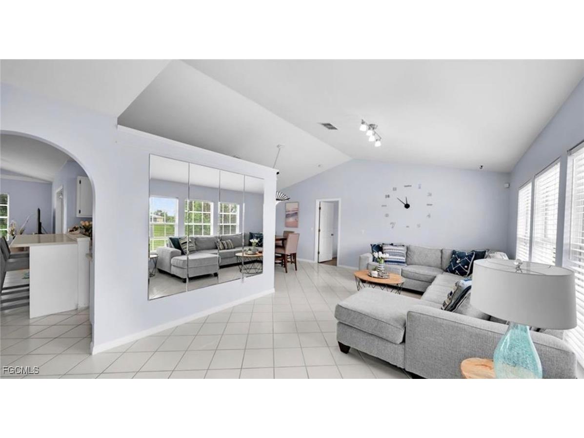 3107 SW 15th Avenue Cape Coral FL 33914 2025022353 image6