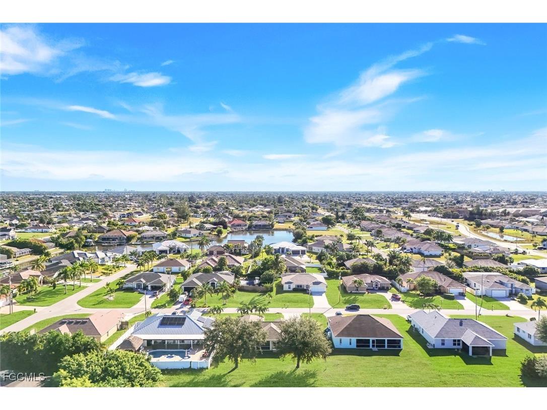 3108 SW 18th Place Cape Coral FL 33914 2025015496 image2