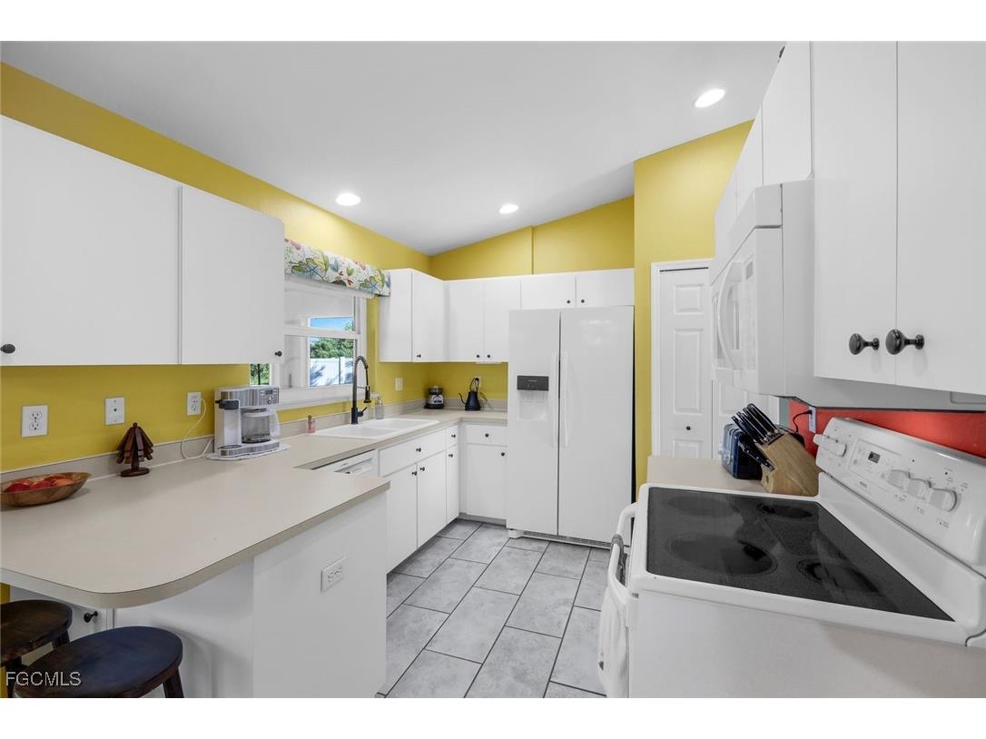 3108 SW 18th Place Cape Coral FL 33914 2025015496 image8