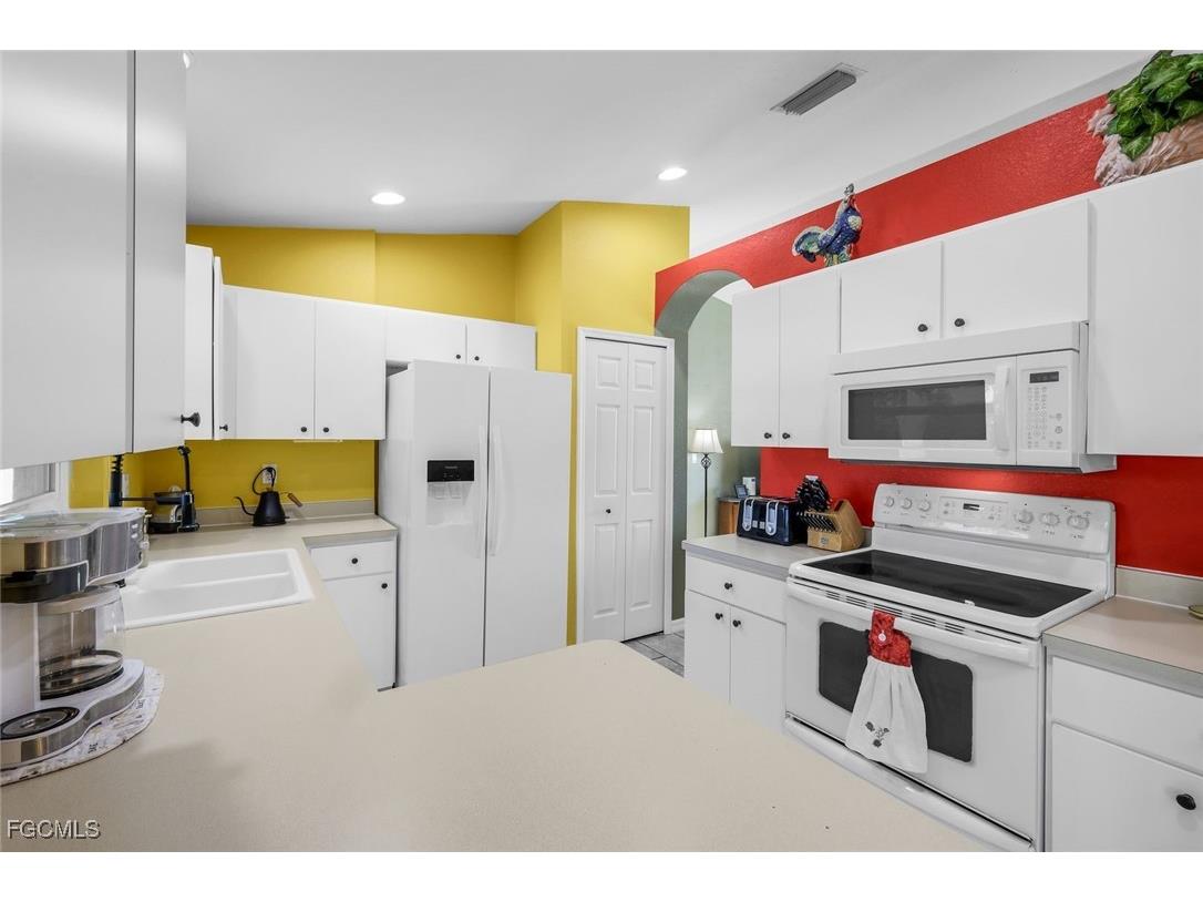 3108 SW 18th Place Cape Coral FL 33914 2025015496 image9