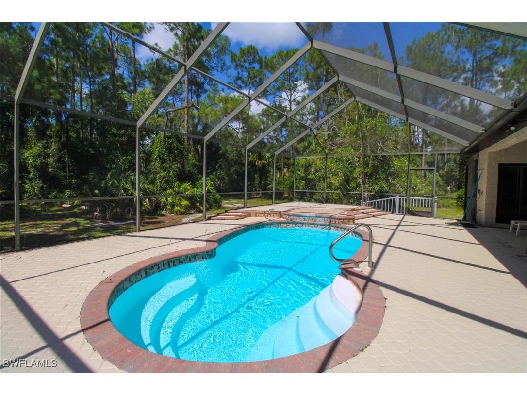 311 31st Street NW Naples FL 34120 225074731 image1