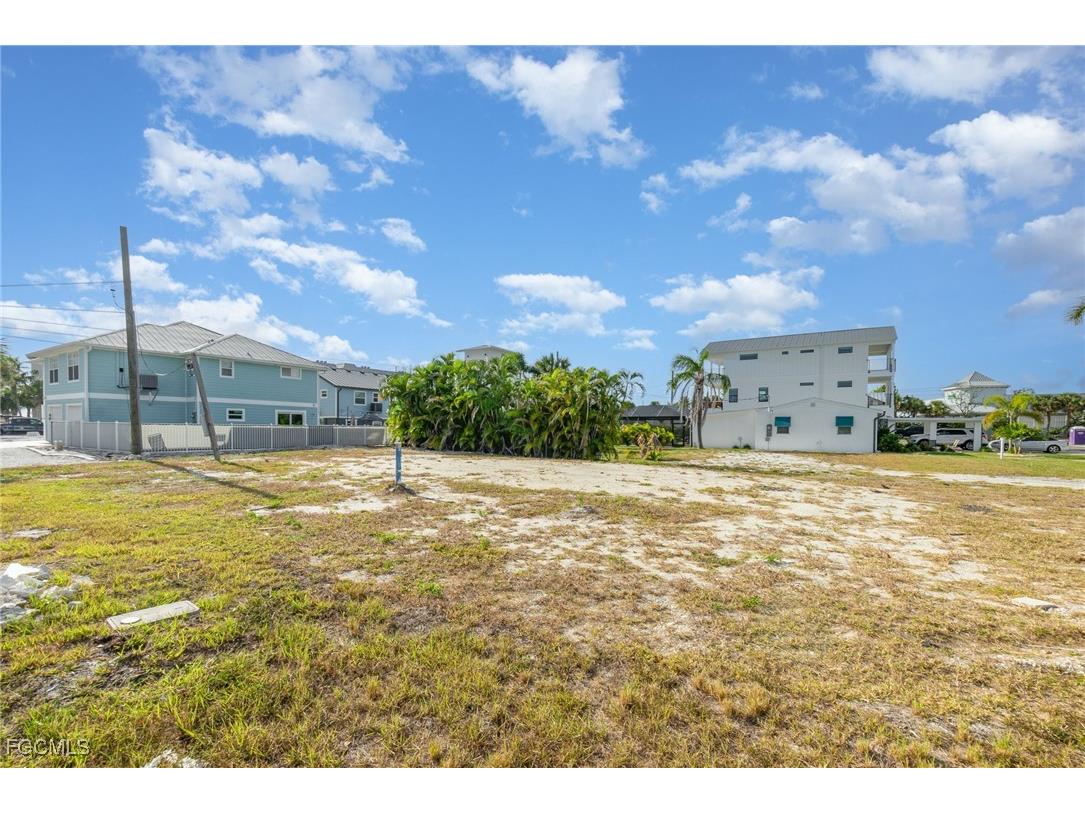 311 Bayland Road Fort Myers Beach FL 33931 2025019921 image8