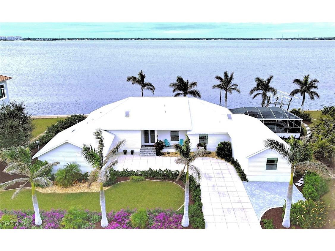 311 Bayridge Place Punta Gorda FL 33950 2026000157 image1