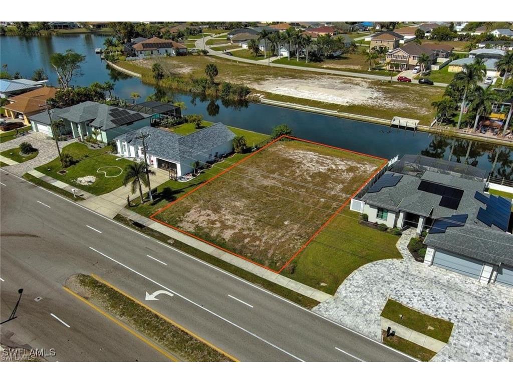 311 Gleason Parkway Cape Coral FL 33914 225025223 image1
